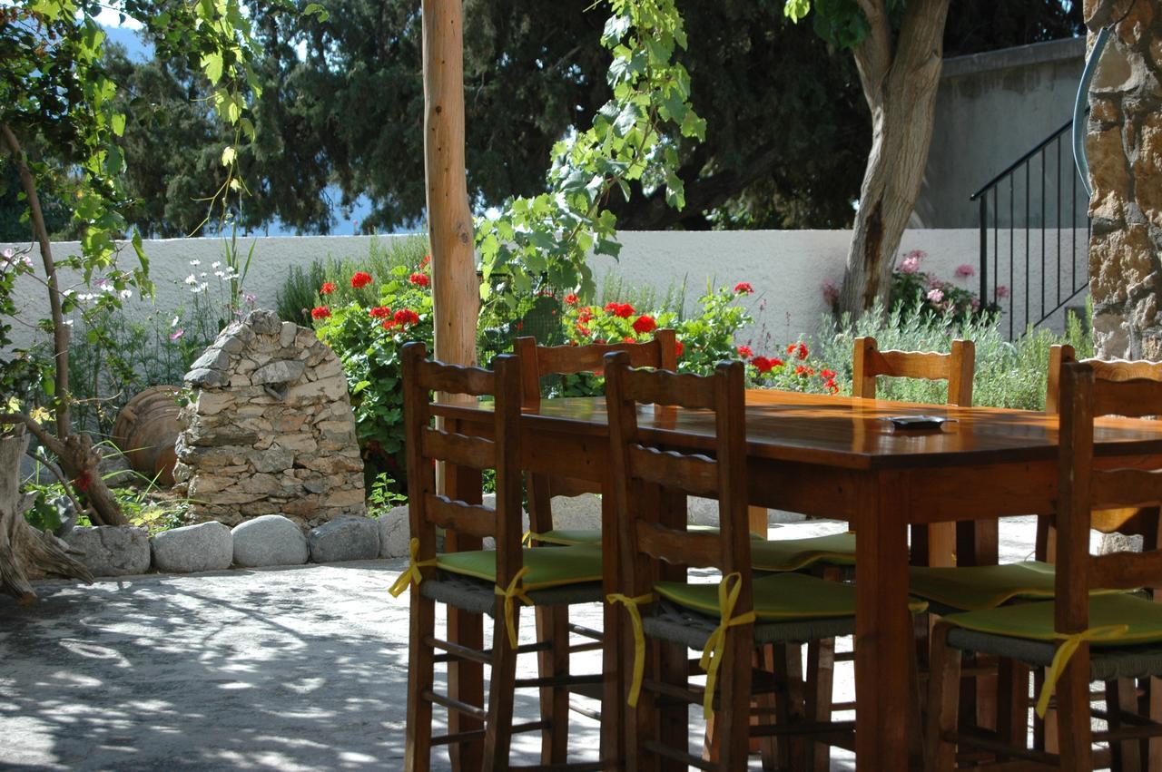 Pachnes Bed And Breakfast Agia Roumeli Exterior foto